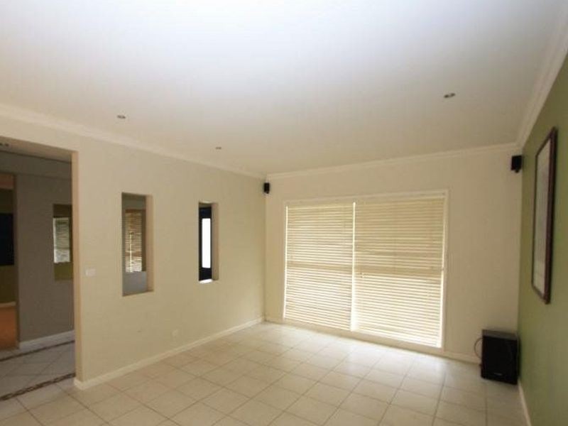 24 The Ironbarks, Picton NSW 2571