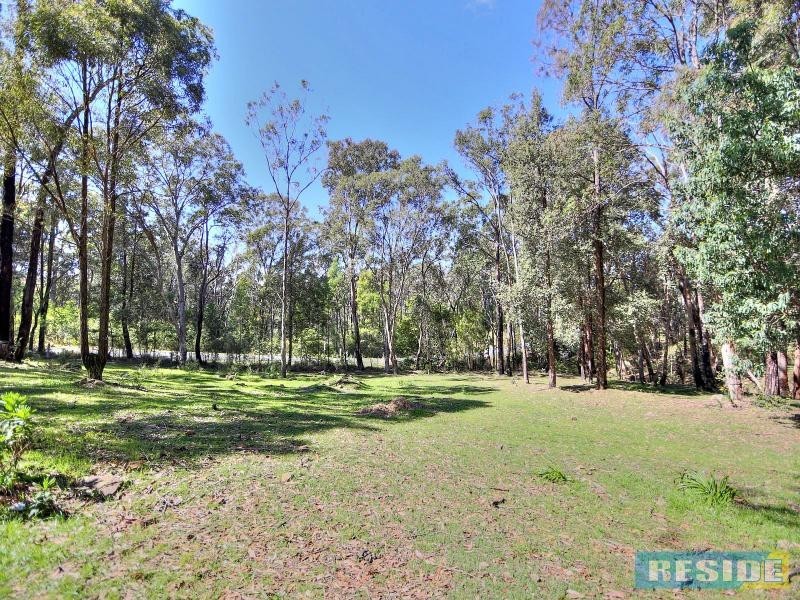 5 Lyons Road, Lakesland NSW 2572