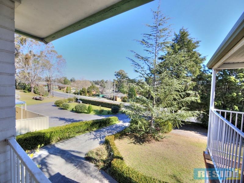 60 Remembrance Drive, Tahmoor NSW 2573