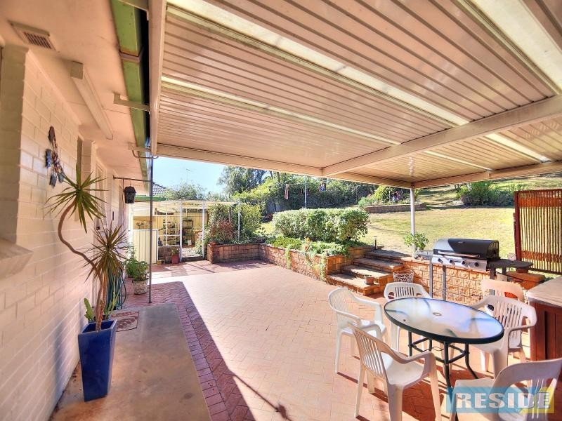 60 Remembrance Drive, Tahmoor NSW 2573
