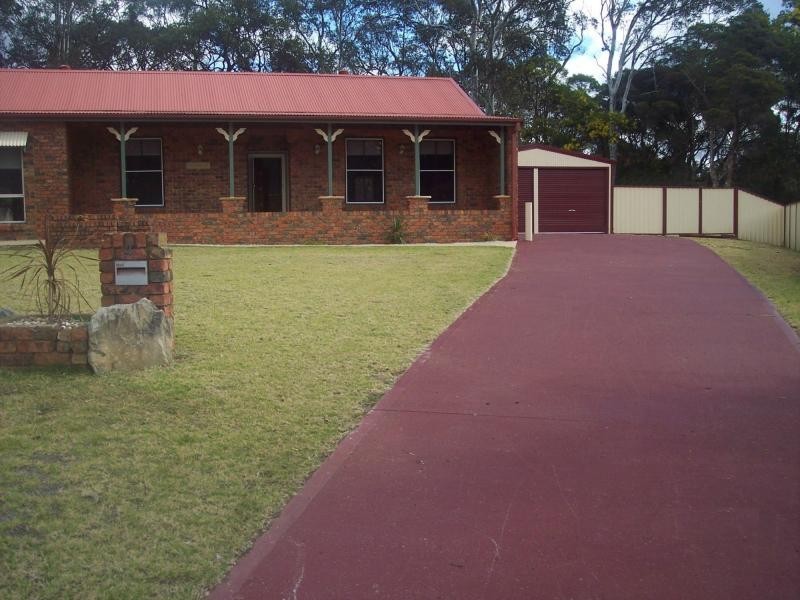 4 Robyn Place, Tahmoor NSW 2573