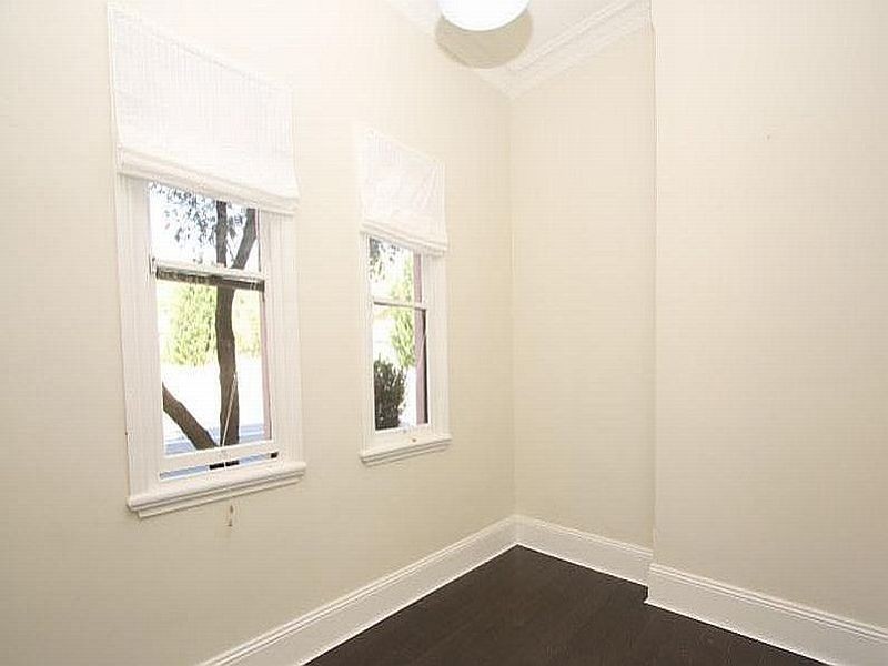 Unit 1/249 Menangle Street, Picton NSW 2571