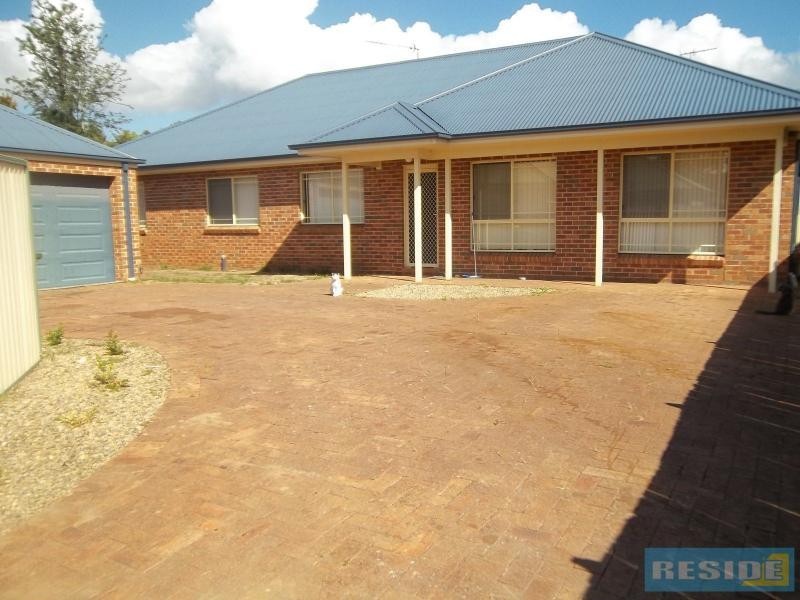 4a Antill Street, Thirlmere NSW 2572