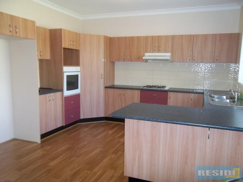 4a Antill Street, Thirlmere NSW 2572