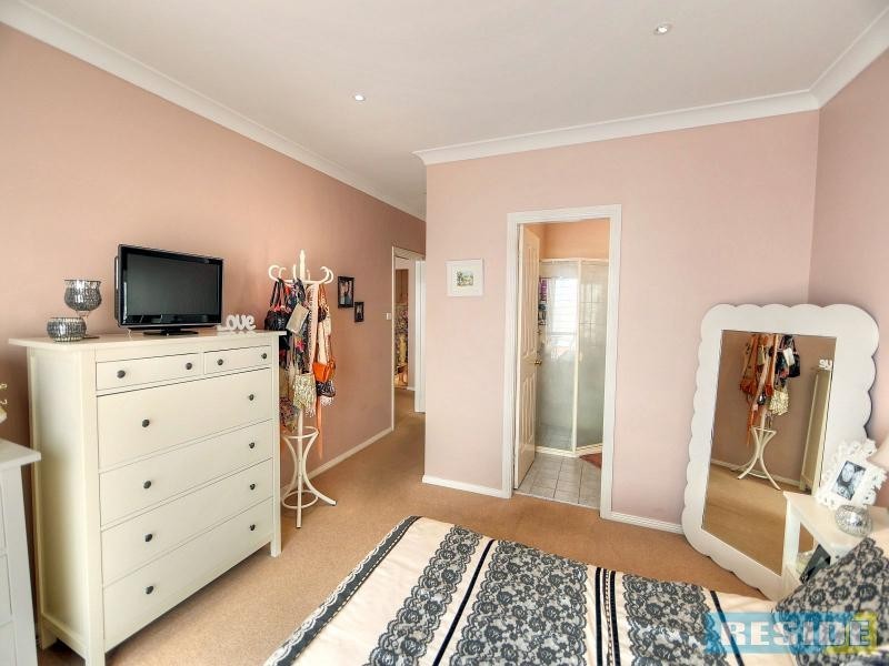 4/143 Argyle Street, Picton NSW 2571