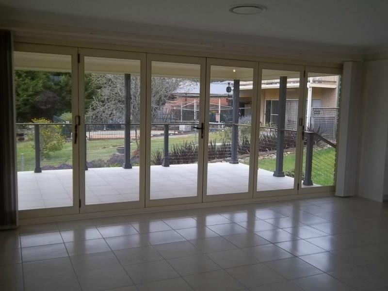12 Denison Street, Hill Top NSW 2575