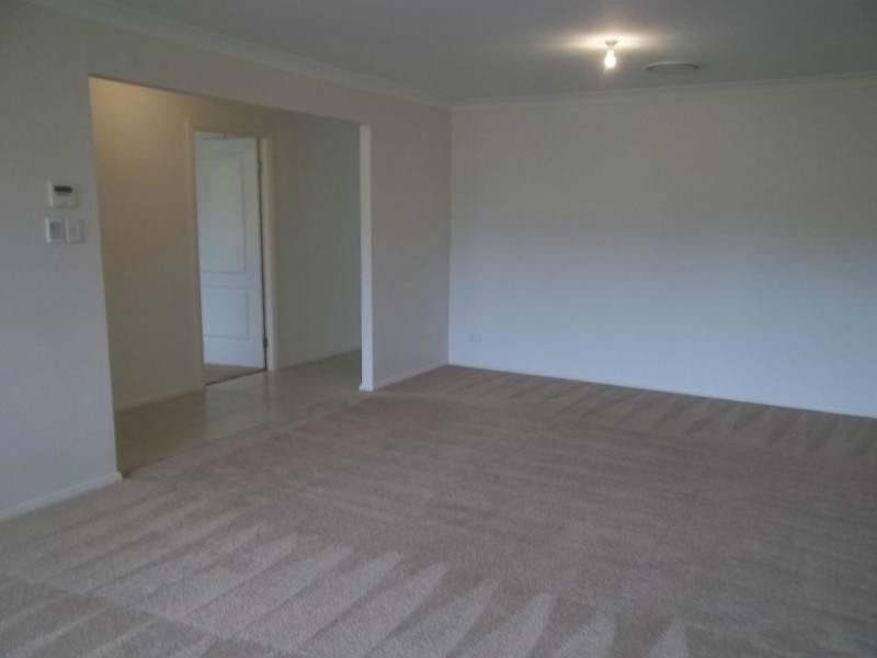 12 Denison Street, Hill Top NSW 2575