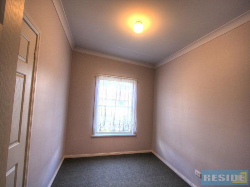 1/141 Menangle Street, Picton NSW 2571