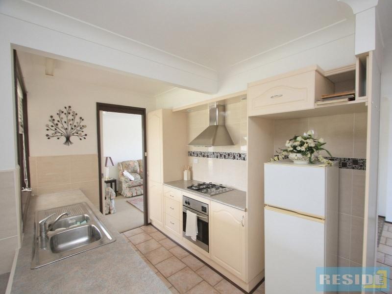 36 Struan Street, Tahmoor NSW 2573