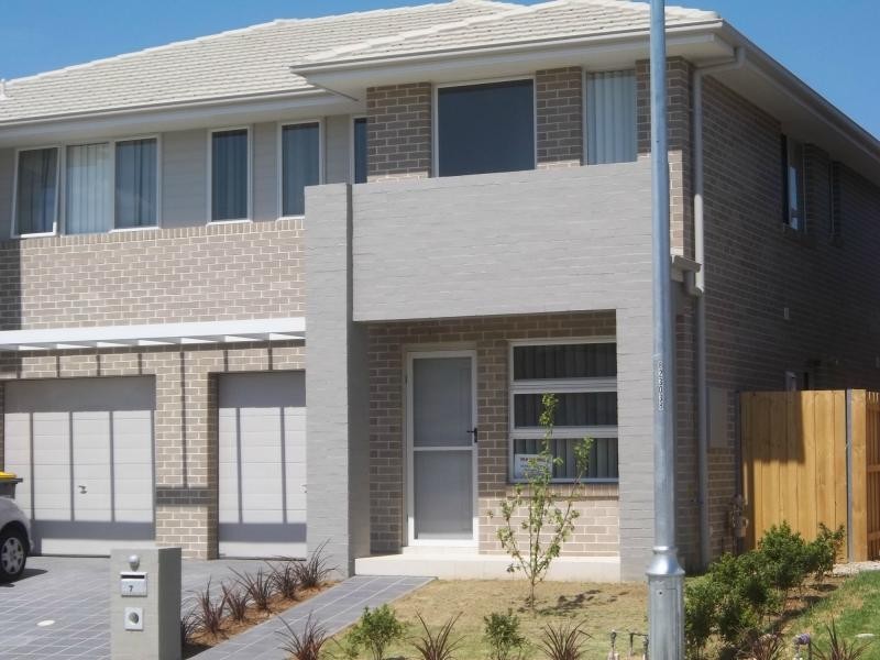 7 Callinan Crescent, Ingleburn NSW 2565