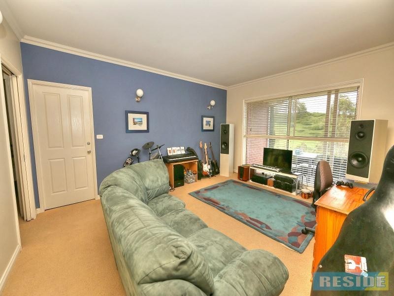 24 The Ironbarks, Picton NSW 2571