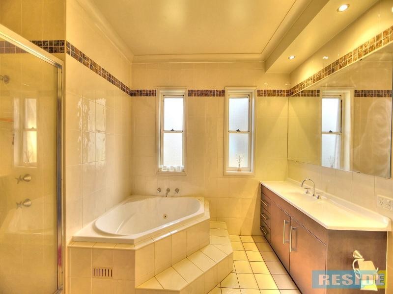 24 The Ironbarks, Picton NSW 2571