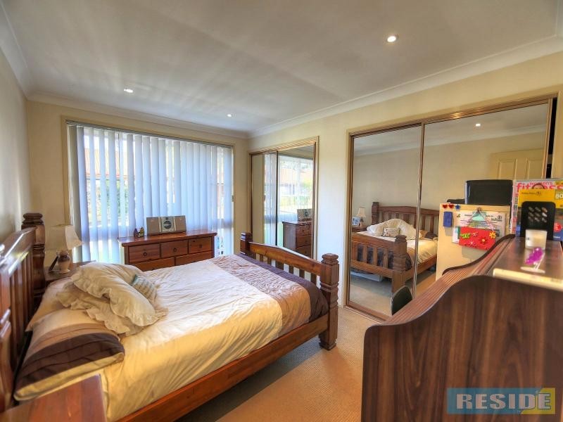 8/24 Station Street, Douglas Park NSW 2569