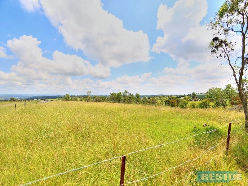 262 Donalds Range Road, Razorback NSW 2571
