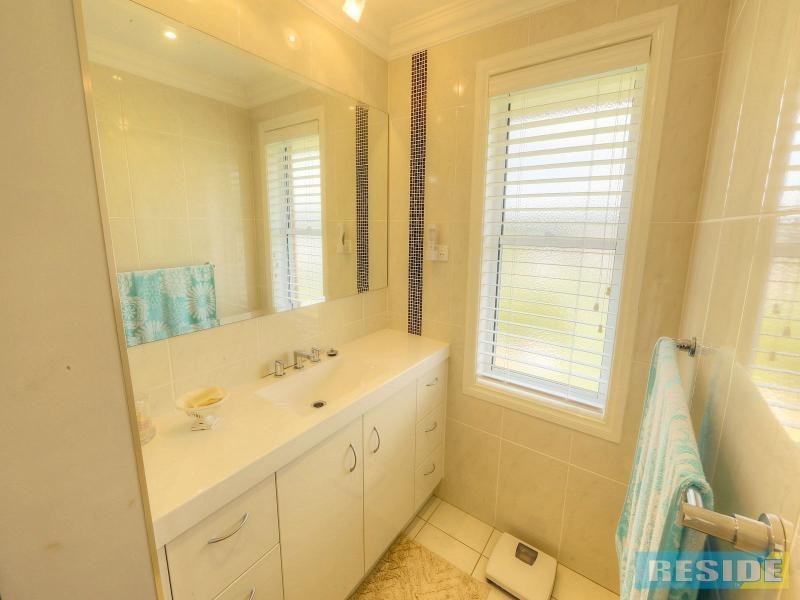 32 Stargard Crescent, Picton NSW 2571