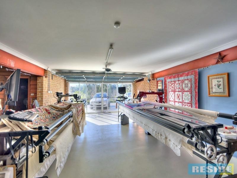 1 THE IRONBARKS, Picton NSW 2571