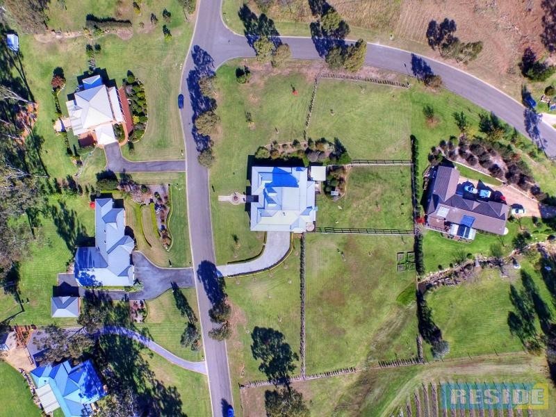 1 THE IRONBARKS, Picton NSW 2571