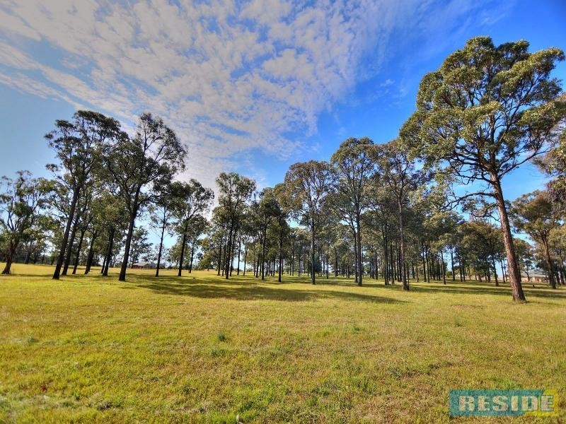 14 Turner Street, Thirlmere NSW 2572