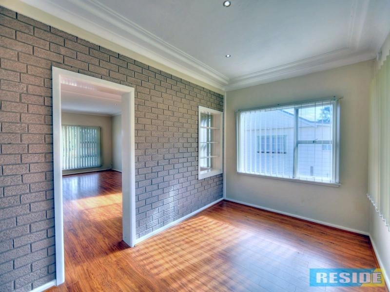 14 Turner Street, Thirlmere NSW 2572