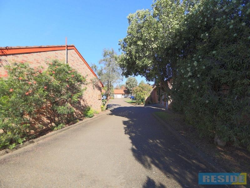 11/24 Station Street, Douglas Park NSW 2569