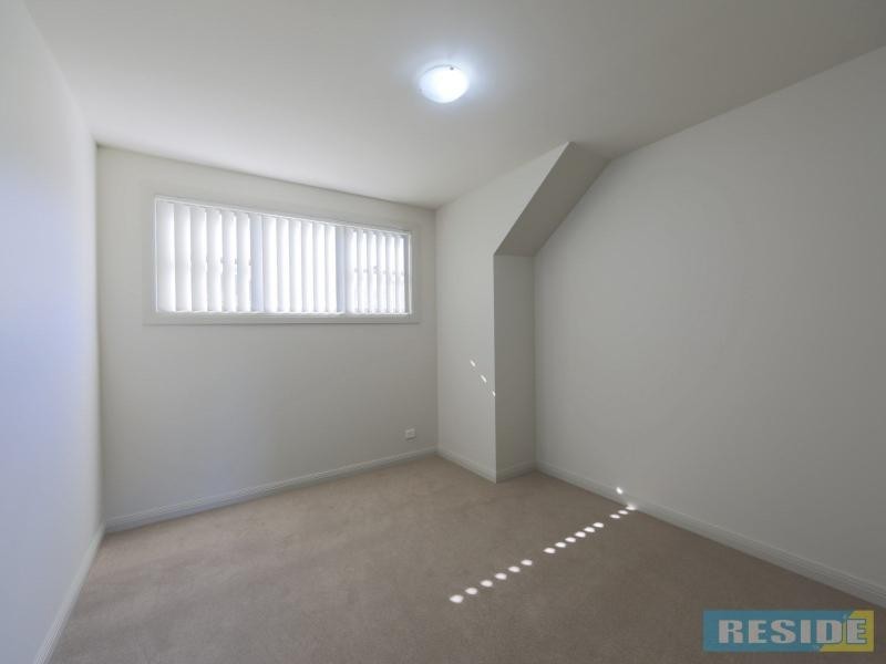 16/113 Menangle Street, Picton NSW 2571