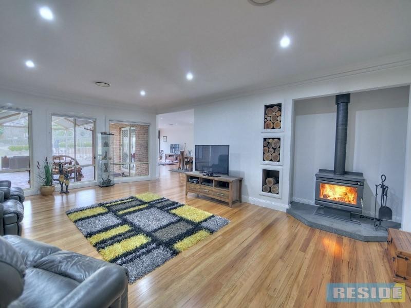 9 Jan Street, Picton NSW 2571