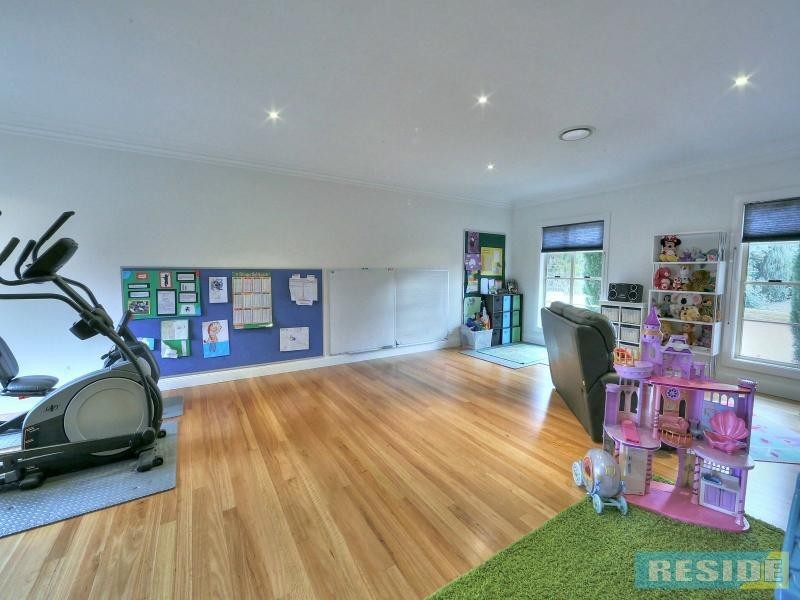 9 Jan Street, Picton NSW 2571