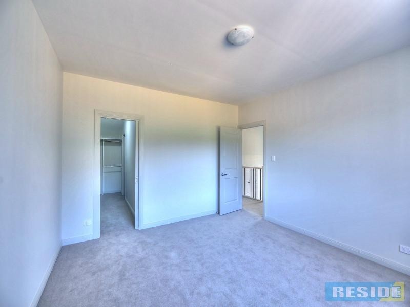 18/111 Menangle Street, Picton NSW 2571