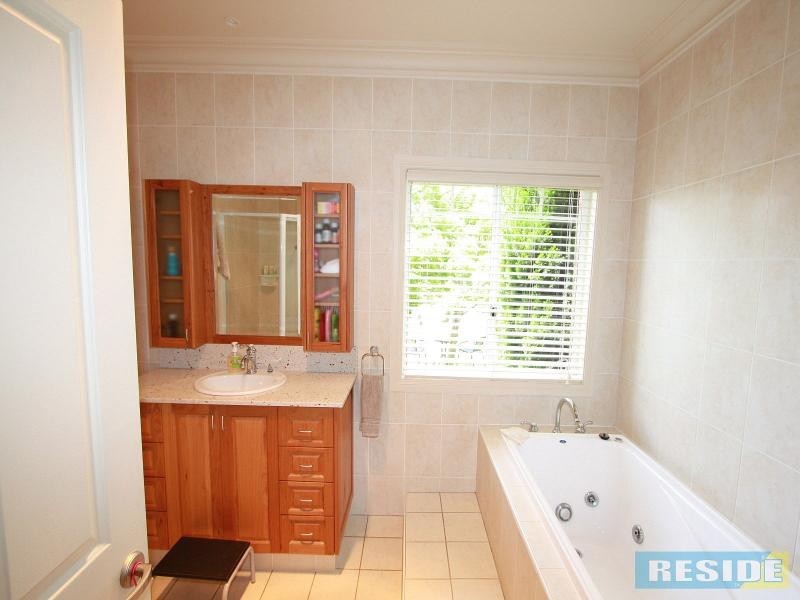 4 Round Hill Road, Wilton NSW 2571