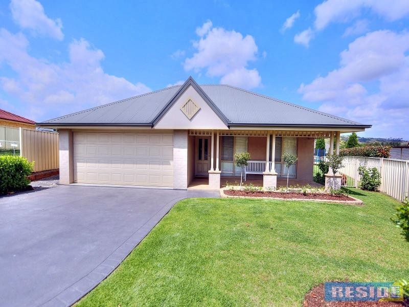 12 Ayrshire Gardens, Picton NSW 2571