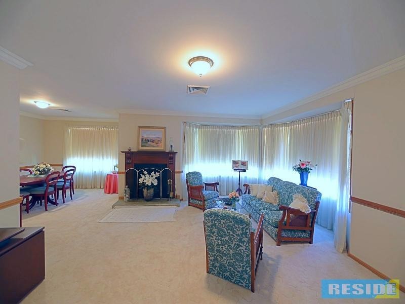 2 Coldenham Road, Picton NSW 2571