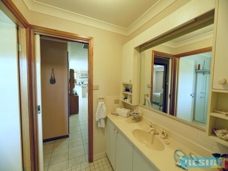 2 Coldenham Road, Picton NSW 2571