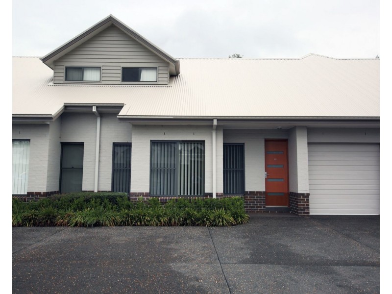 13/111 Menangle Street, Picton NSW 2571