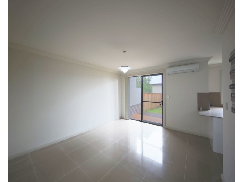 13/111 Menangle Street, Picton NSW 2571