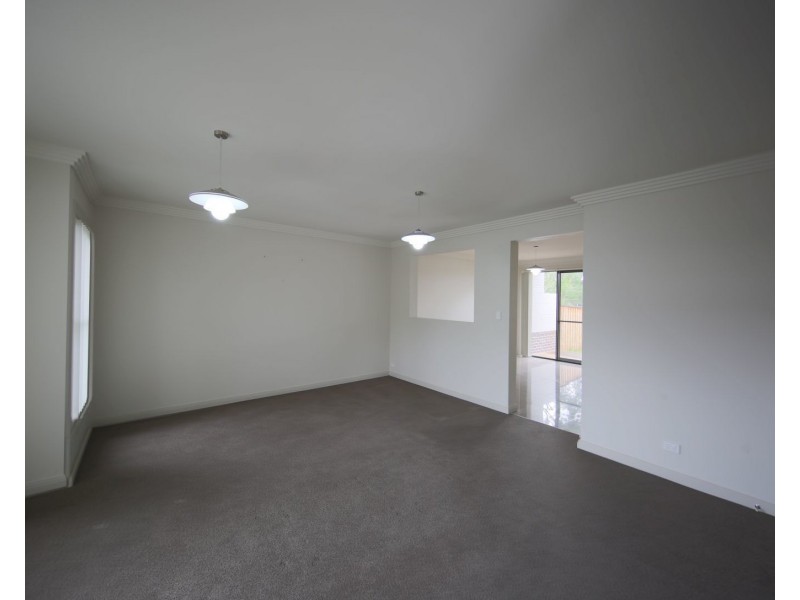 13/111 Menangle Street, Picton NSW 2571