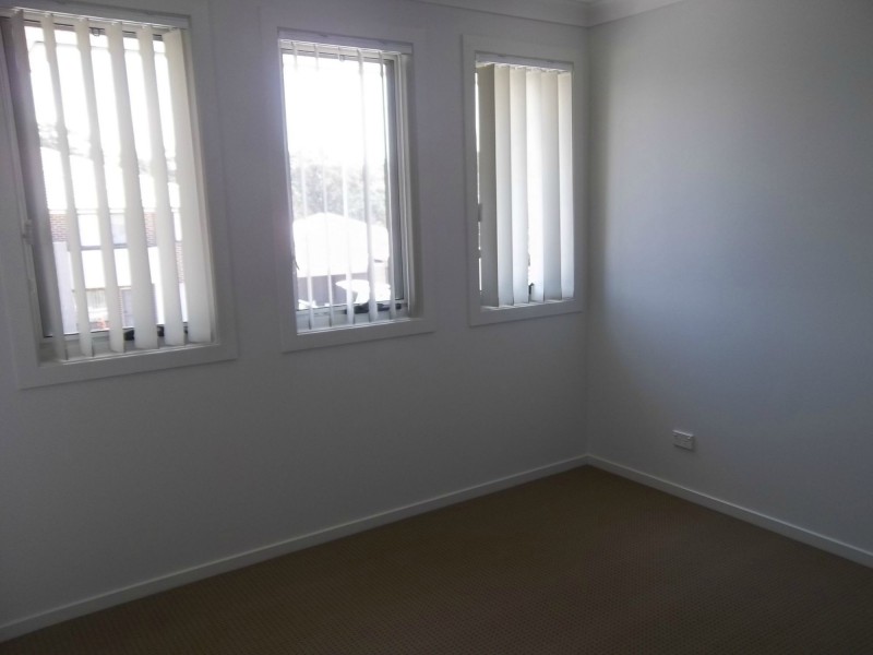 7 Callinan Crescent, Ingleburn NSW 2565