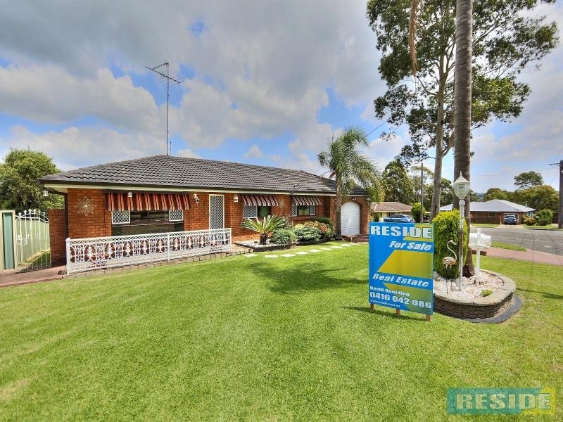 8 Cedar Place, The Oaks NSW 2570