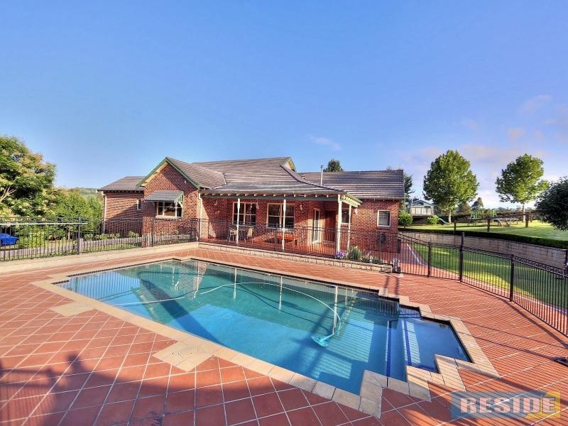 15 Equestrian Drive, Picton NSW 2571