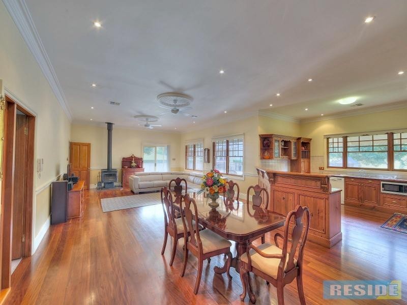 15 Equestrian Drive, Picton NSW 2571