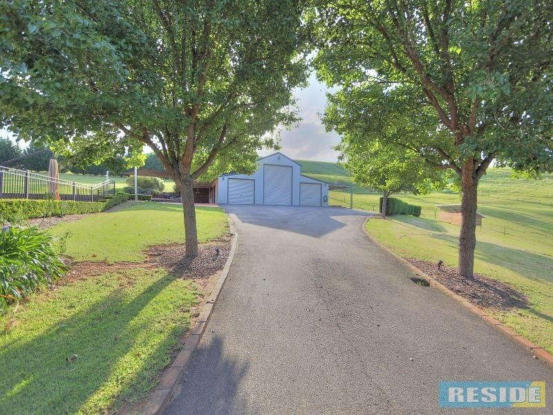 15 Equestrian Drive, Picton NSW 2571