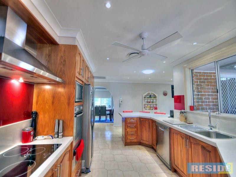 27 Magnolia Drive, Picton NSW 2571