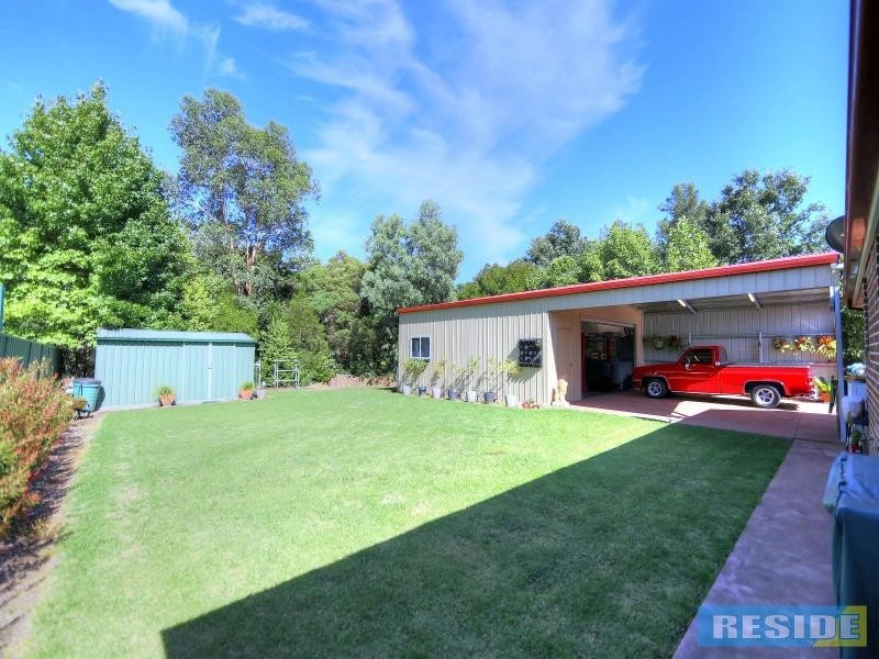 27 Magnolia Drive, Picton NSW 2571