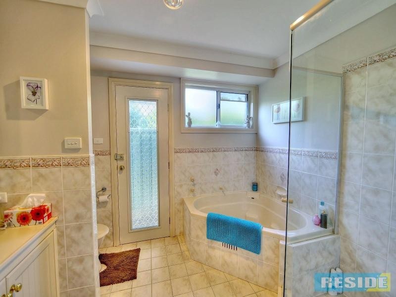 27 Magnolia Drive, Picton NSW 2571