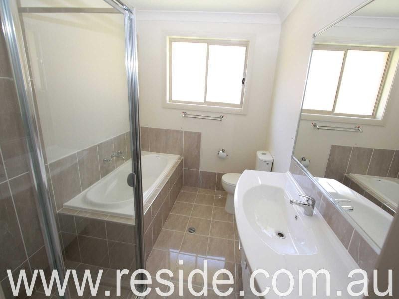 32 Park Avenue, Tahmoor NSW 2573