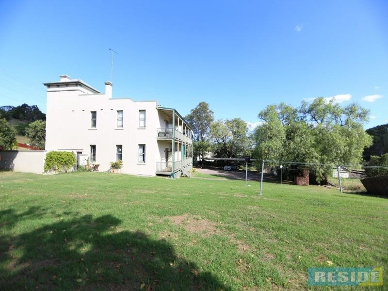 4/249 Menangle Street, Picton NSW 2571