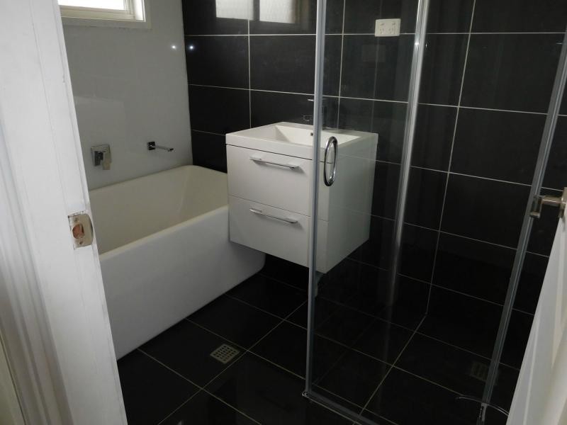 8 Elphin Street, Tahmoor NSW 2573