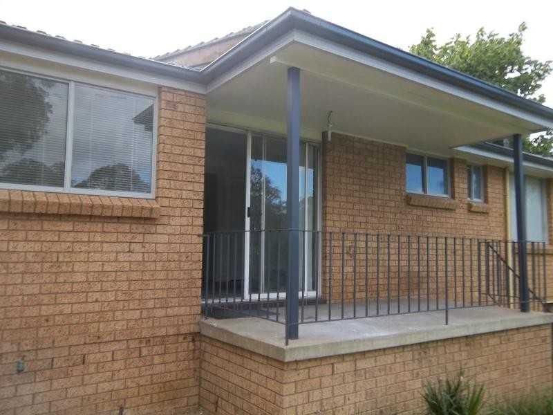 8 Elphin Street, Tahmoor NSW 2573