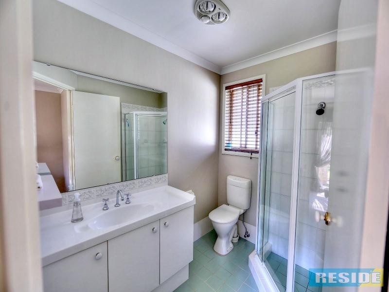1 Westbourne Avenue, Thirlmere NSW 2572