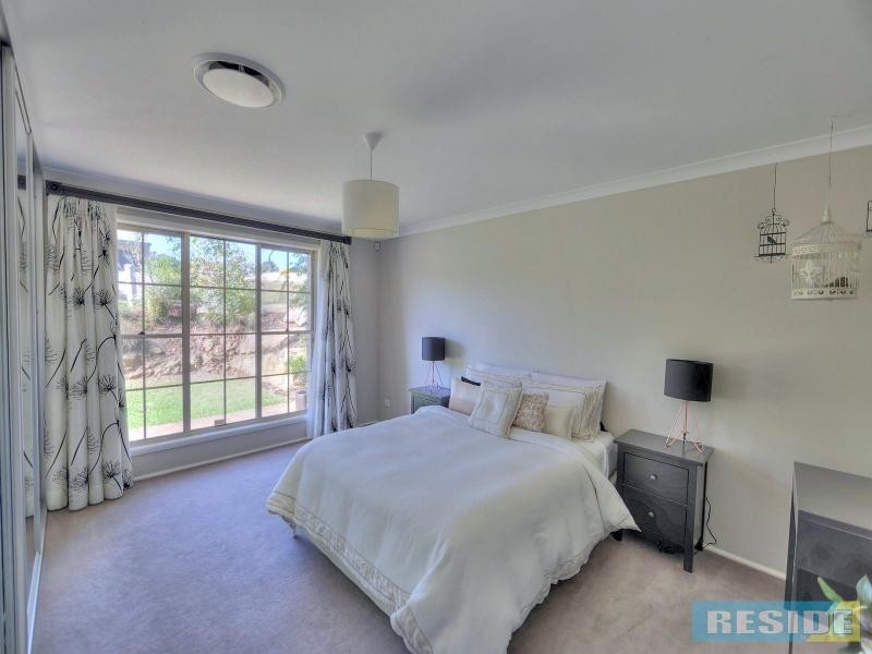 1 Westbourne Avenue, Thirlmere NSW 2572