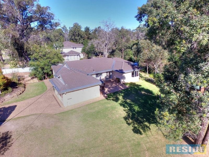 1 Westbourne Avenue, Thirlmere NSW 2572